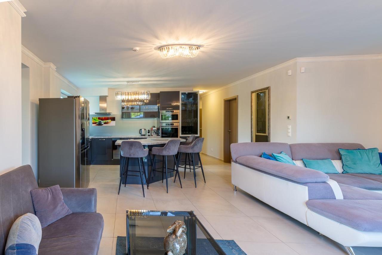 Admiral Luxury IV Apartman By Bltn Lejlighed Siófok Eksteriør billede