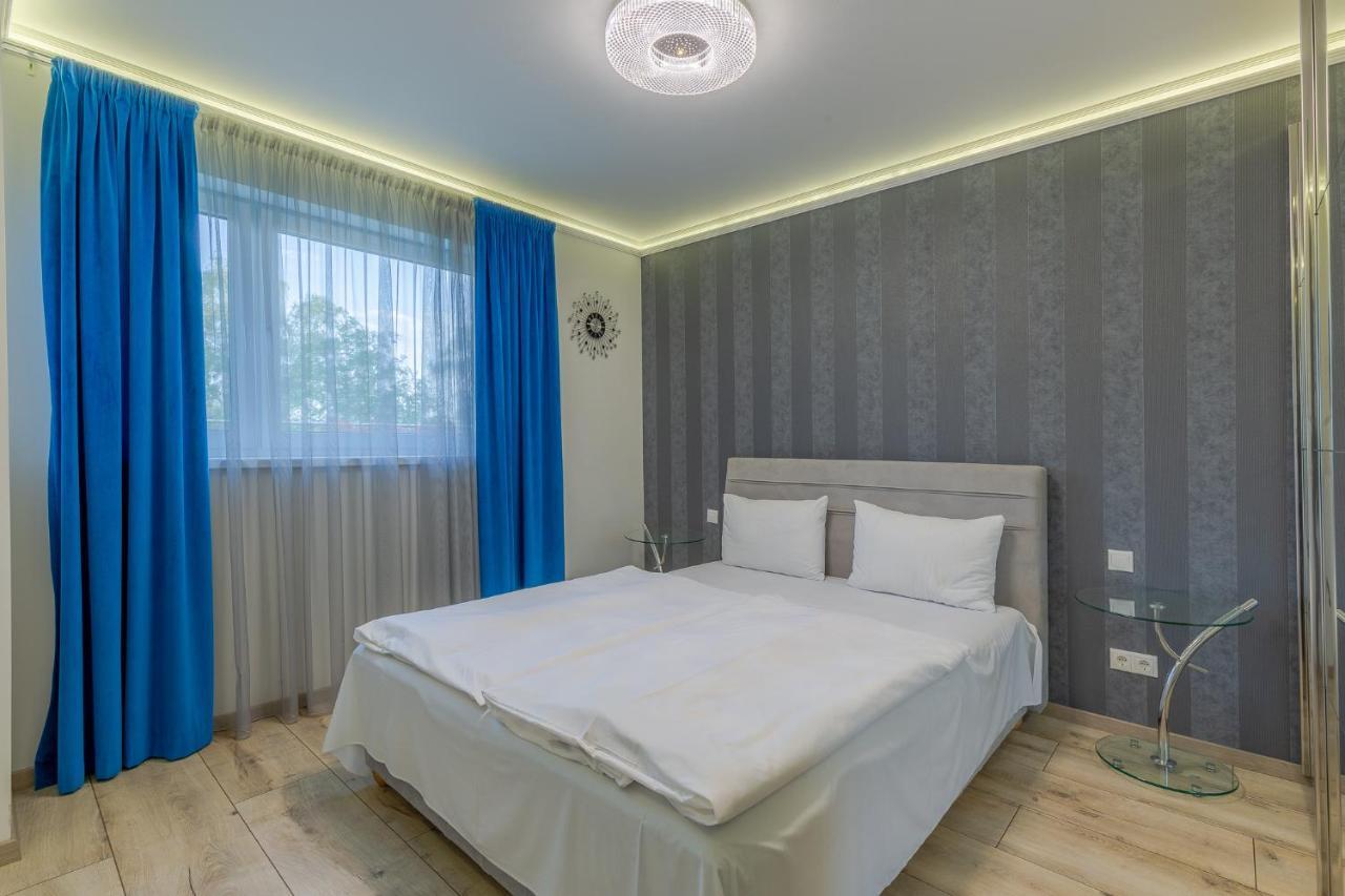 Admiral Luxury IV Apartman By Bltn Lejlighed Siófok Eksteriør billede